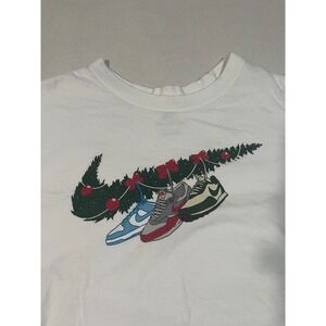 Nike Mens T-Shirt Large White Christmas Shoes Swish Logo Graphic Tee